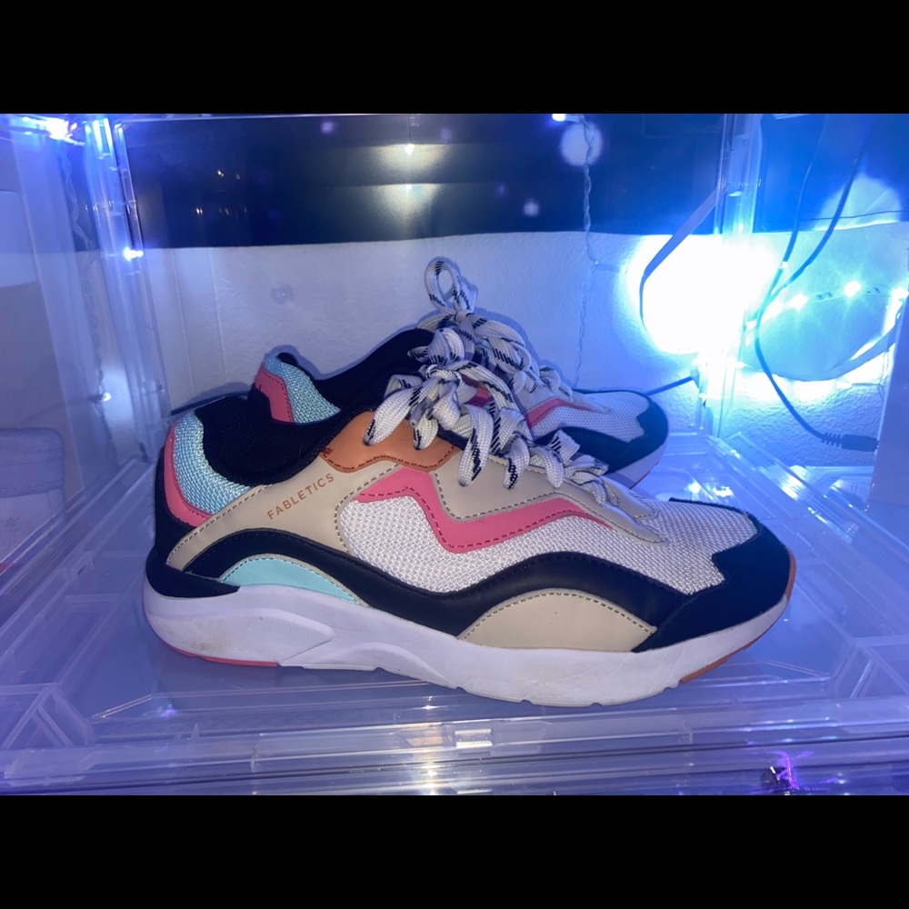Fabletics sneakers